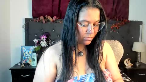 sofia_sorceress online show from October 2025 12:18:01 AM