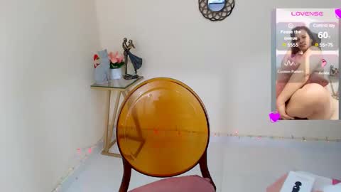 Snapshot of sofia_valeriaa chatting on February 2025 09:38:01 PM sofia online show from February 2025 09:38:01 PM