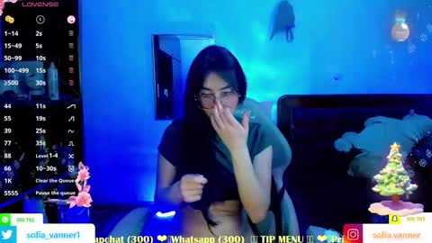 Snapshot of sofia_vanner chatting on December 2025 01:55:01 AM SOFIA online show from December 2025 01:55:01 AM