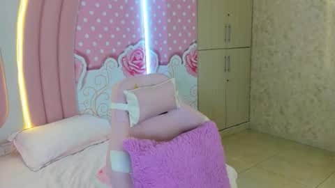 Snapshot of sofiaabigboobs chatting on November 2025 11:57:02 AM sofiaabigboobs online show from November 2025 11:57:02 AM