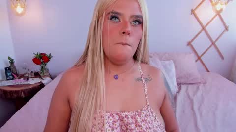 Snapshot of sofiaacortes chatting on October 2025 06:58:02 PM Sofi cortes626 Ig online show from October 2025 06:58:02 PM