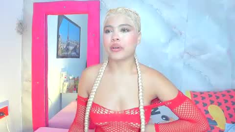 Snapshot of sofiacastillo01 chatting on June 2026 01:48:02 PM sofiacastillo01 online show from June 2026 01:48:02 PM