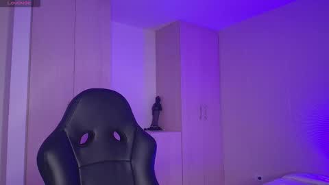 Sofia online show from October 2025 03:29:02 AM