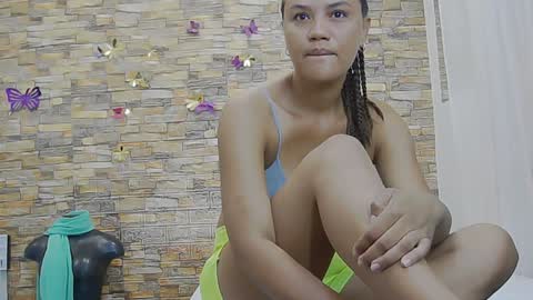 Snapshot of sofianena chatting on January 2025 09:04:02 AM love online show from January 2025 09:04:02 AM