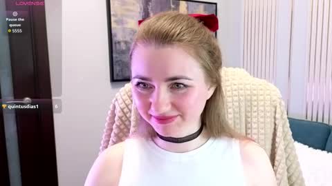 Snapshot of sofiangelaa chatting on February 2026 01:21:01 AM Sofia online show from February 2026 01:21:01 AM