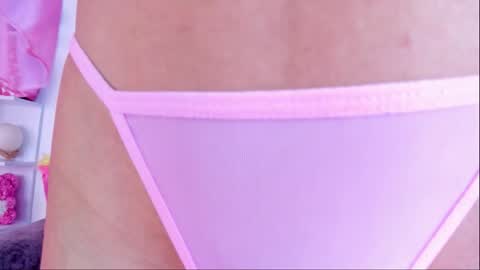 Sofia online show from October 2025 10:06:02 PM