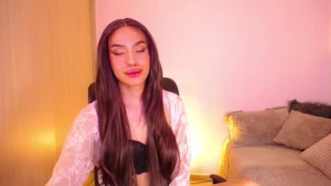 Snapshot of sofiaroamontoya chatting on November 2025 02:36:02 AM Samara Silex online show from November 2025 02:36:02 AM