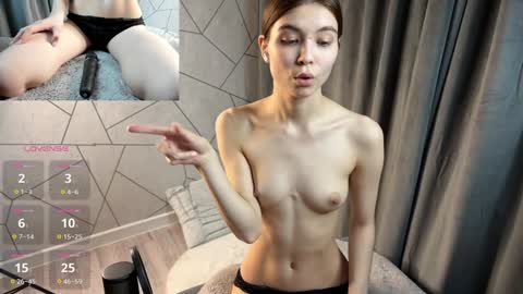 Sofia online show from February 2025 12:11:02 PM