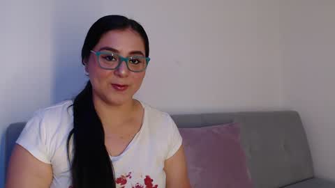 Snapshot of sofiavera_ chatting on December 2024 09:26:01 PM Sofia Vera online show from December 2024 09:26:01 PM