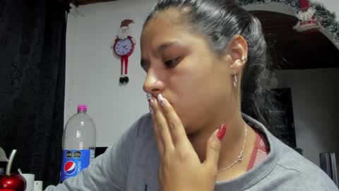 Danna Sofia online show from December 2024 11:51:01 PM