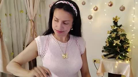 Snapshot of sofibelladelavega chatting on December 2025 06:47:02 PM Sofi Bella online show from December 2025 06:47:02 PM