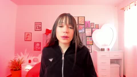 Snapshot of sofie_03 chatting on April 2026 12:46:02 PM sofie_03 online show from April 2026 12:46:02 PM