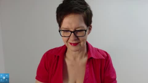 Snapshot of sofie_velvet chatting on December 2025 07:03:01 AM Sofie Velvet online show from December 2025 07:03:01 AM