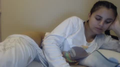 Snapshot of sofigarcia17 chatting on November 2025 02:01:02 AM sofi online show from November 2025 02:01:02 AM