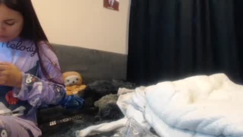 Snapshot of sofigarcia17 chatting on December 2025 03:15:02 AM sofi online show from December 2025 03:15:02 AM