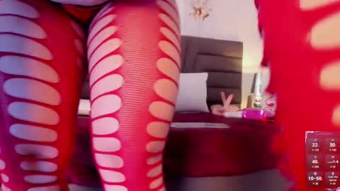 Snapshot of sofiperez_ chatting on February 2025 02:35:02 PM online show from February 2025 02:35:02 PM