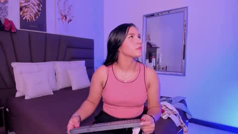 Snapshot of sofiperez_ chatting on February 2026 11:27:02 AM online show from February 2026 11:27:02 AM