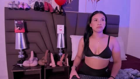 Snapshot of sofiperez_ chatting on February 2026 11:17:01 AM online show from February 2026 11:17:01 AM