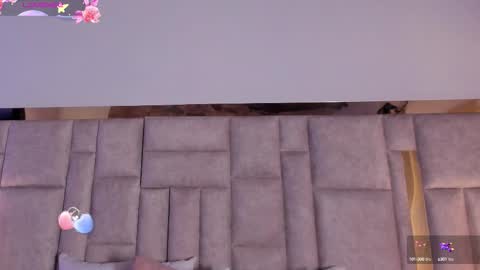 Sofia online show from September 2025 08:03:01 AM