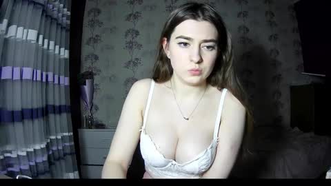 sofiy_a online show from February 2025 11:04:02 PM