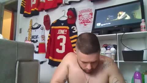 Mason Muscles online show from March 2026 10:09:01 PM