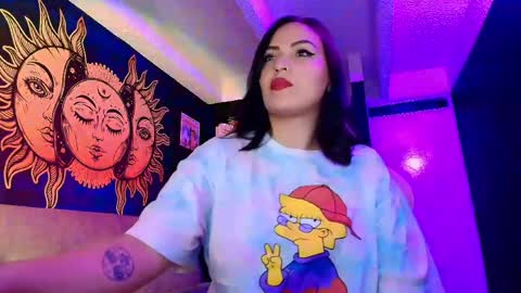 Nicol online show from May 2026 11:22:02 PM