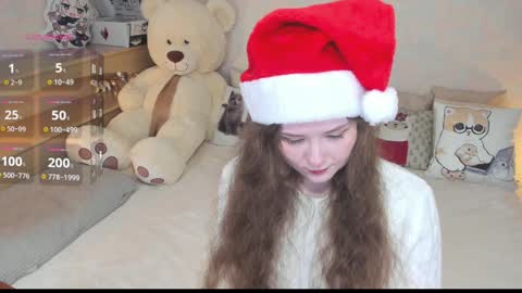 Mia online show from December 2024 07:02:02 PM