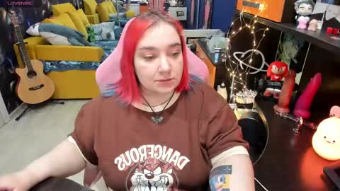 Sofie online show from March 2025 06:53:02 AM