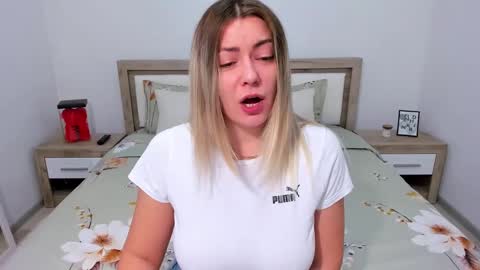 Softpleasurex online show from December 2024 07:39:02 AM