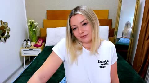 Softpleasurex online show from March 2025 10:05:02 AM