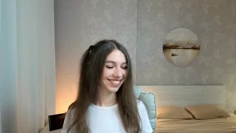 Kelly online show from October 2025 01:44:02 PM