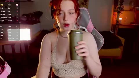 Snapshot of sofy_benson chatting on October 2025 12:18:02 PM Sofy online show from October 2025 12:18:02 PM