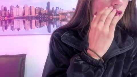 sofy_durand online show from April 2026 11:59:01 AM