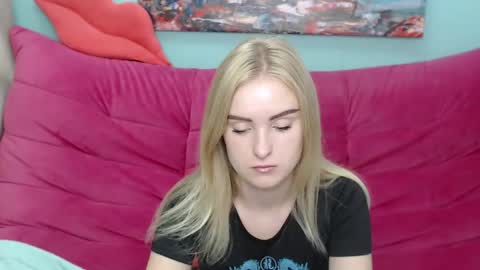 sofysoft online show from October 2025 04:42:01 AM