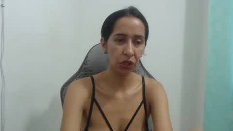 Snapshot of sol_lucia chatting on December 2025 12:23:02 PM Sol lucia online show from December 2025 12:23:02 PM