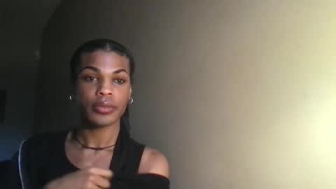 Snapshot of solaceeve chatting on November 2025 08:21:01 PM SolaceEve online show from November 2025 08:21:01 PM