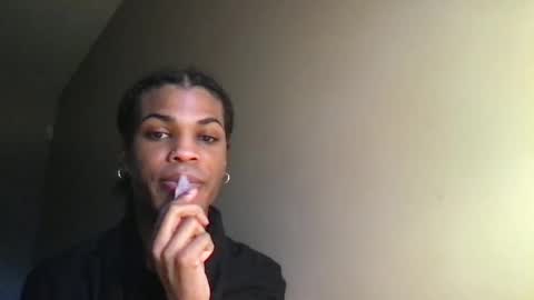 Snapshot of solaceeve chatting on November 2025 06:07:02 PM SolaceEve online show from November 2025 06:07:02 PM