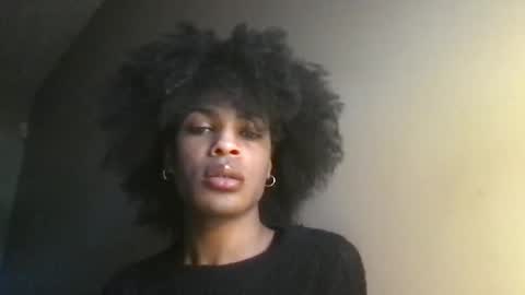 Snapshot of solaceeve chatting on December 2025 06:56:02 PM SolaceEve online show from December 2025 06:56:02 PM