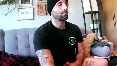 solarpwredlove online show from December 2024 11:07:01 PM