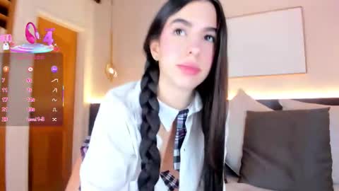 Snapshot of solavelar chatting on October 2025 03:50:02 AM Sol Avelar online show from October 2025 03:50:02 AM