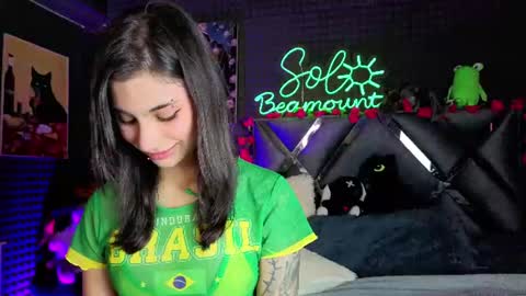 Snapshot of solbeaumont chatting on June 2026 07:07:01 PM Sol online show from June 2026 07:07:01 PM