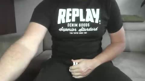 Snapshot of sole73 chatting on November 2025 07:29:02 AM Sole Obedient online show from November 2025 07:29:02 AM