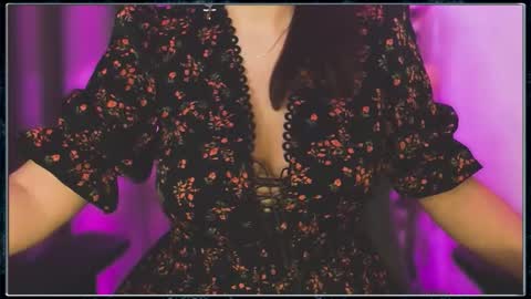 Gaby Solis online show from October 2025 01:45:01 PM