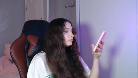 Becky online show from April 2026 06:05:02 PM