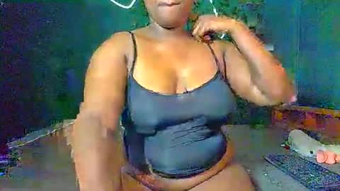 Snapshot of sollybunny chatting on May 2026 02:40:02 AM Solly bunny online show from May 2026 02:40:02 AM