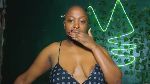Snapshot of sollybunny chatting on July 2026 04:10:02 AM Solly bunny online show from July 2026 04:10:02 AM