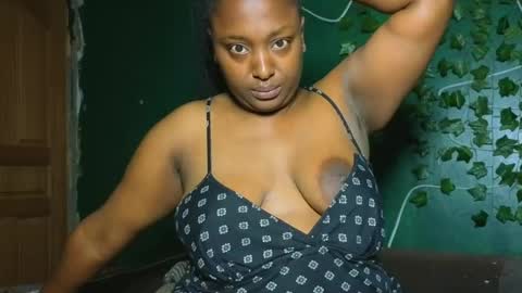 Snapshot of sollybunny chatting on August 2026 12:42:01 AM Solly bunny online show from August 2026 12:42:01 AM