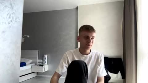 Jett online show from March 2026 09:04:01 AM