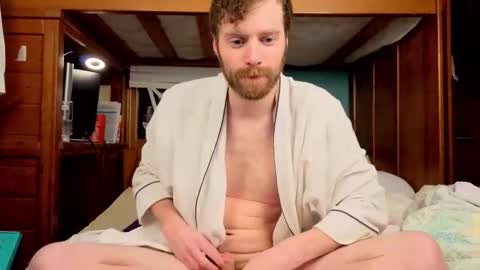 Snapshot of sololuke16 chatting on January 2026 04:05:02 AM Kinky Twinkie online show from January 2026 04:05:02 AM