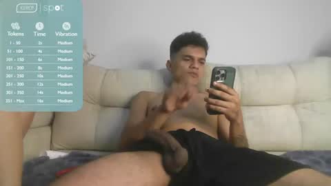 Snapshot of somosfabiyvanu chatting on June 2026 05:12:01 AM somosfabiyvanu online show from June 2026 05:12:01 AM